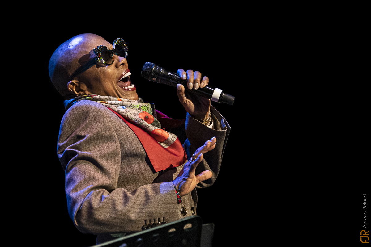 Dee Dee Bridgewater